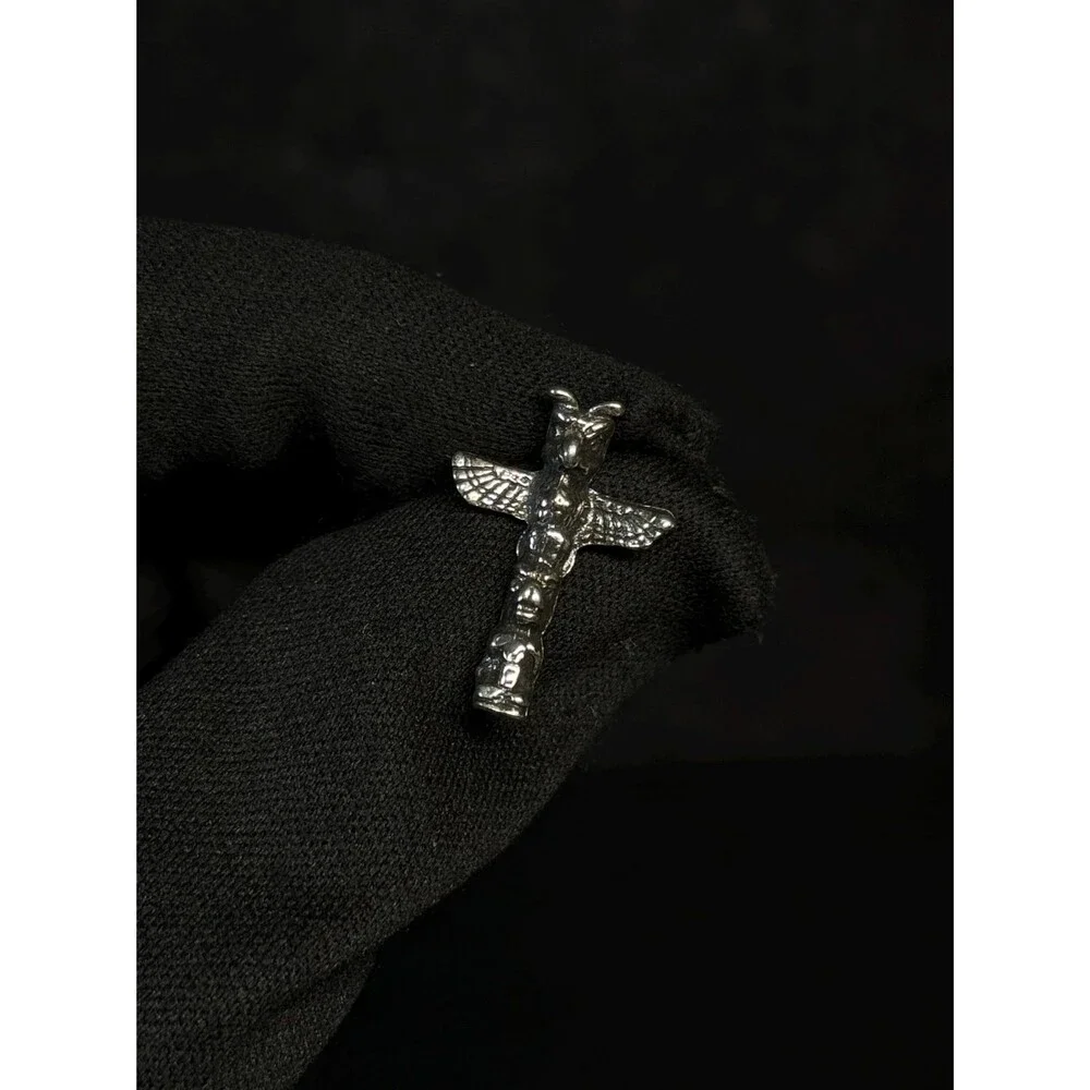 Vintage Native American Sterling Silver Totem Pole Pin Brooch Unmarked